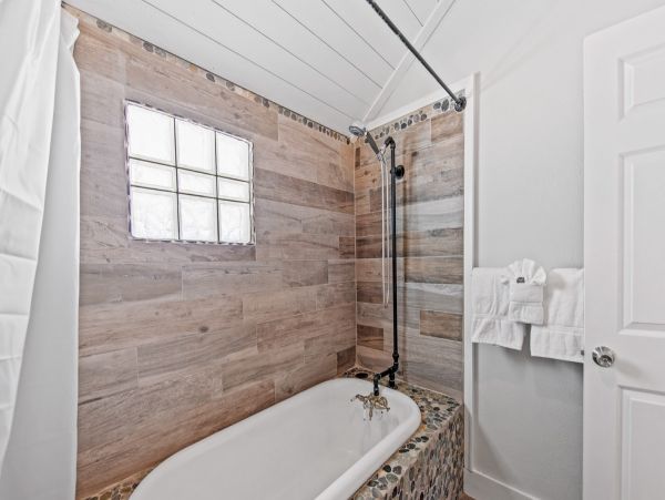 Anna Maria Island Holmes Beach Home 1010631