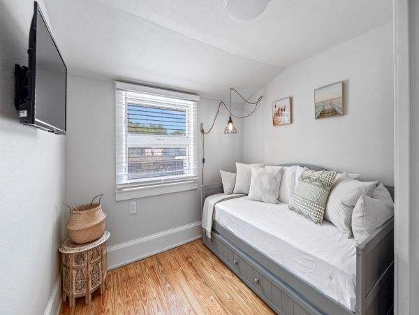 Anna Maria Island Holmes Beach Home 1010631