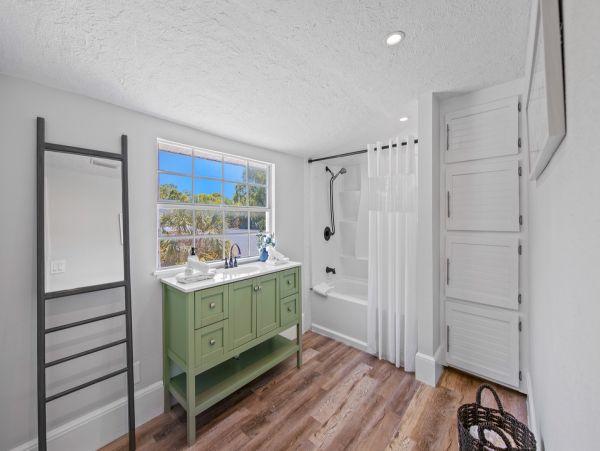 Anna Maria Island Holmes Beach Home 1010631