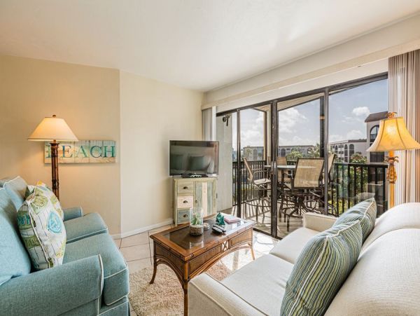 Marco Island Condo 1010636