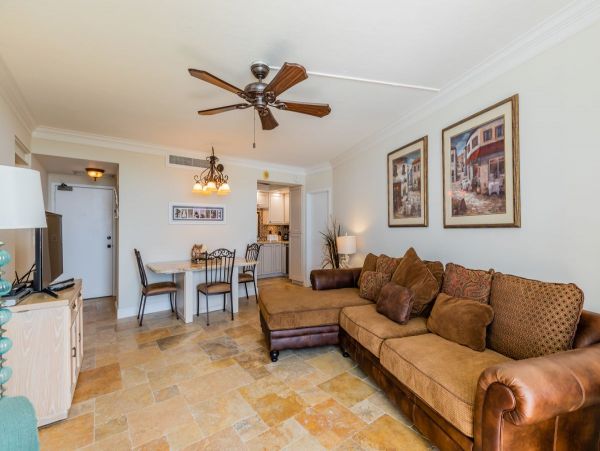 Marco Island Condo 1010637