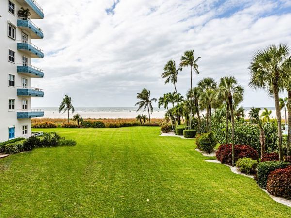 Marco Island Condo 1010639
