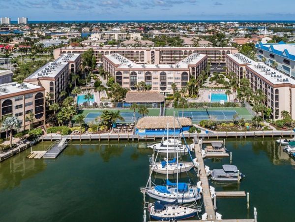 Marco Island Condo 1010645