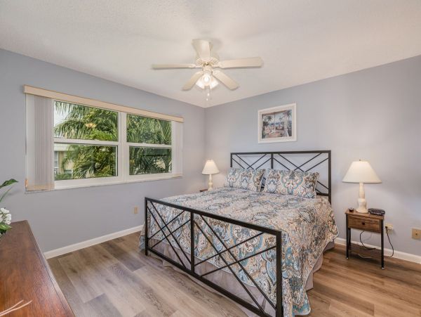 Marco Island Condo 1010646