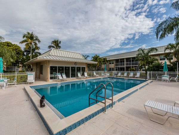 Marco Island Condo 1010646