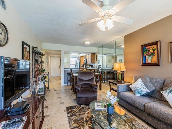 Marco Island Condo 1010647