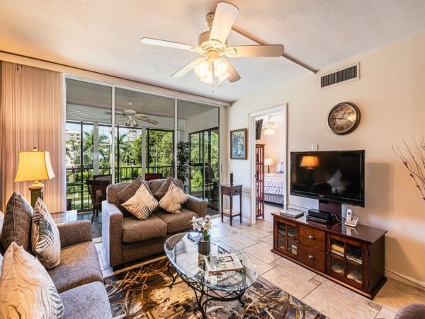 Marco Island Condo 1010647