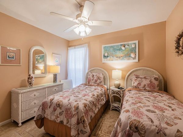 Marco Island Condo 1010647