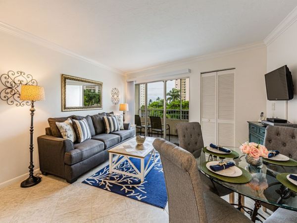 Marco Island Condo 1010655