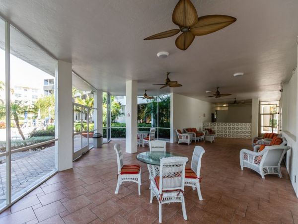 Marco Island Condo 1010655