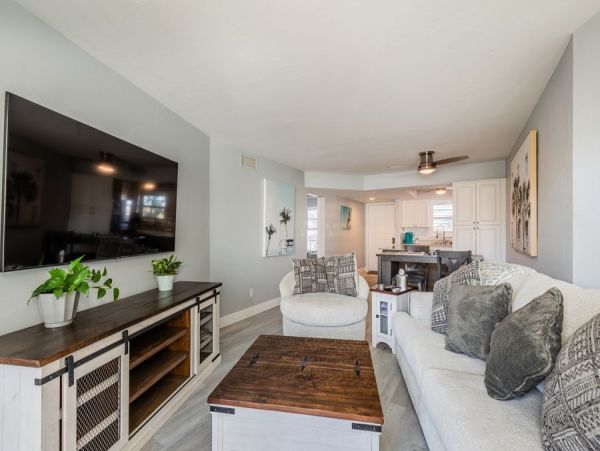 Marco Island Condo 1010658