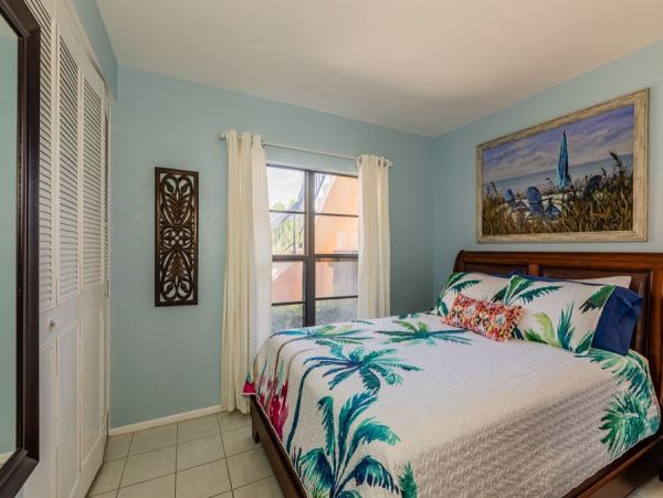Marco Island Condo 1010659