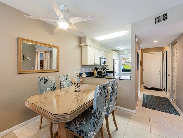 Marco Island Condo 1010661