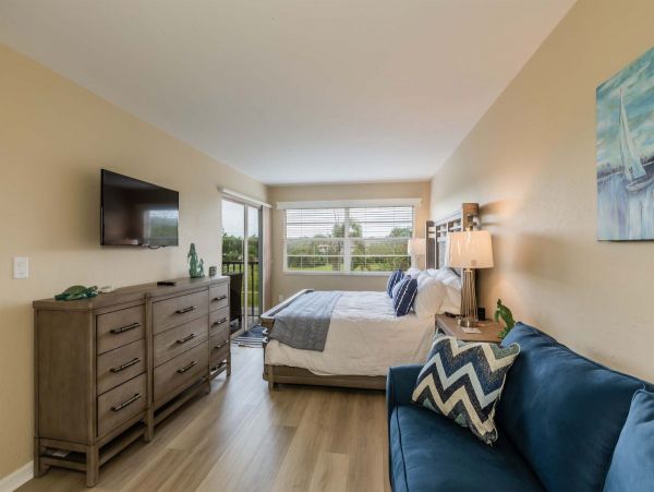 Marco Island Condo 1010663
