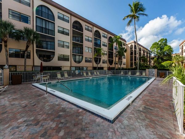 Marco Island Condo 1010663