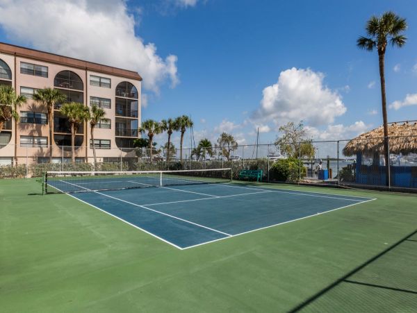 Marco Island Condo 1010663