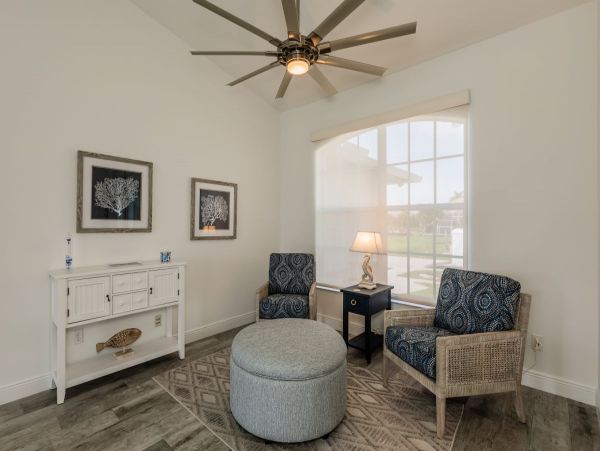 Waterfront 3 Bedroom Home in Marco Island