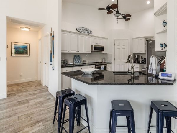 Waterfront 3 Bedroom Home in Marco Island