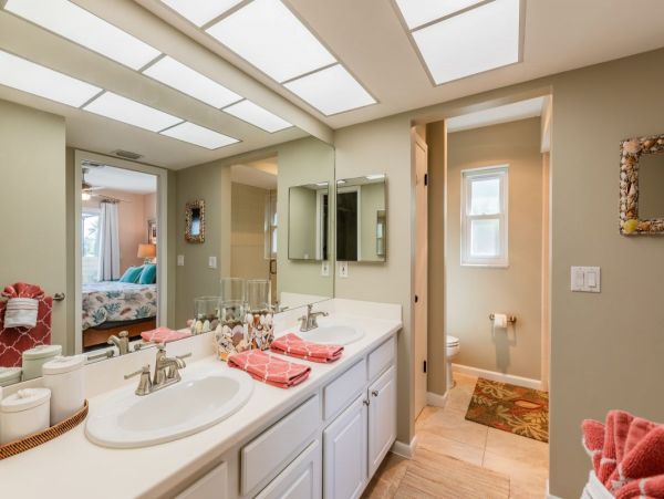 A Rare Find Three Bedroom  Marco Island Getaway