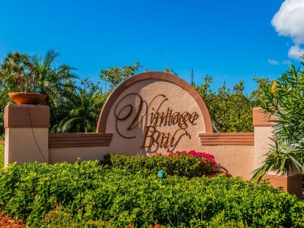 Marco Island Condo 1010668