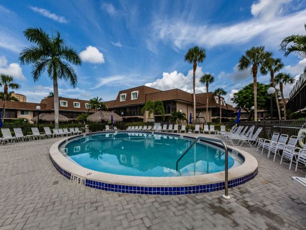 Marco Island Condo 1010669