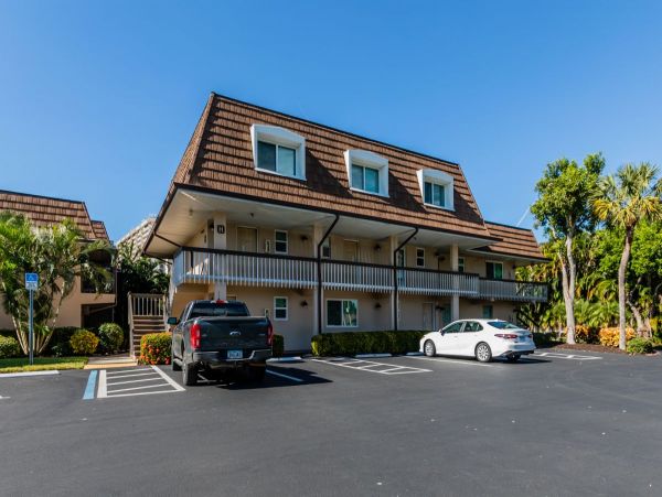 Marco Island Condo 1010669