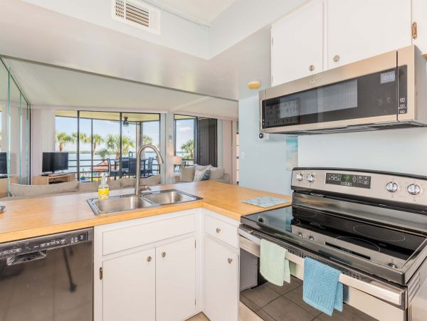 Charming Marco Island Vacation Rental with Great Views