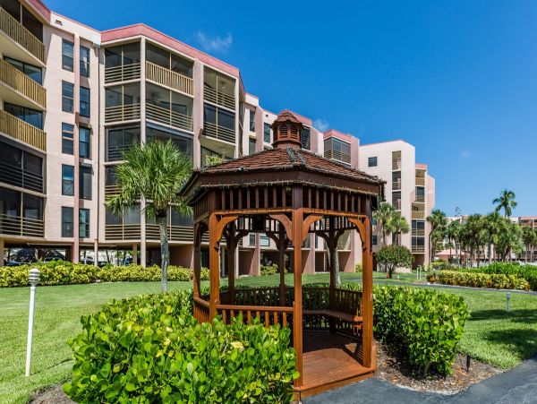 Charming Marco Island Vacation Rental with Great Views