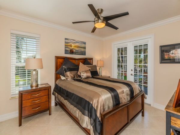 Marco Island Condo 1010672