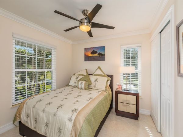 Marco Island Condo 1010672