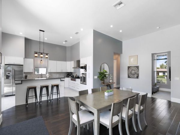 Luxury Three Bedroom Home in Marco Island with Private Pool