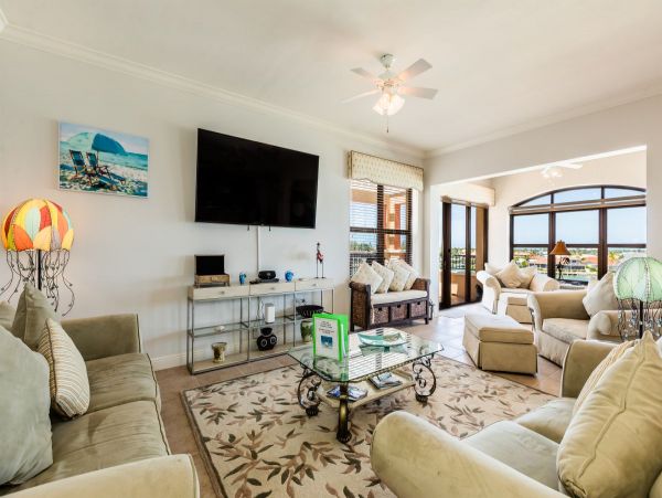 Marco Island Condo 1010677