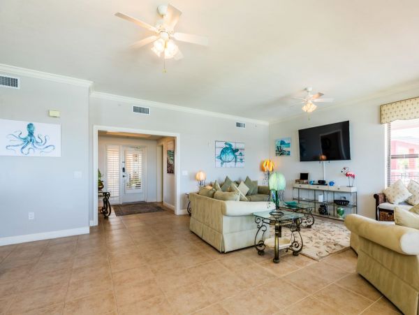 Marco Island Condo 1010677