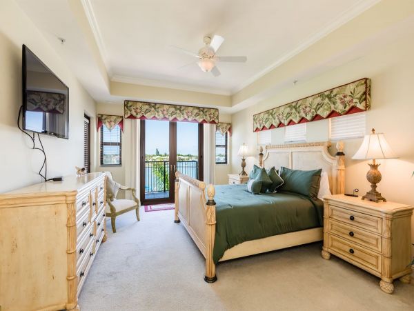 Marco Island Condo 1010677