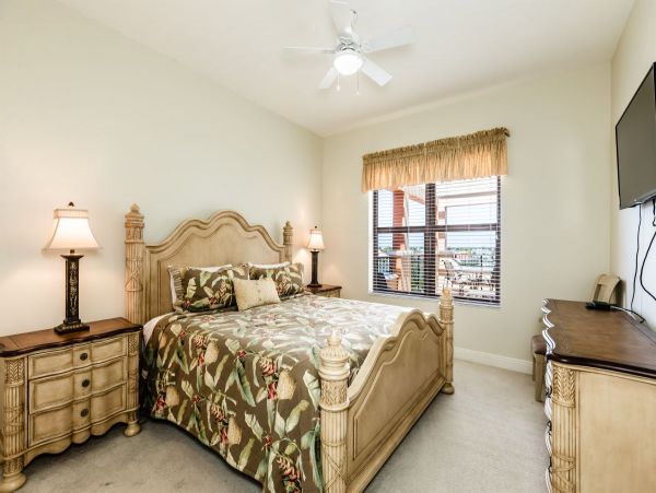 Marco Island Condo 1010677