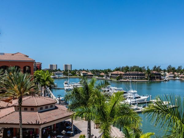 Marco Island Condo 1010677