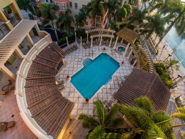 Marco Island Condo 1010677