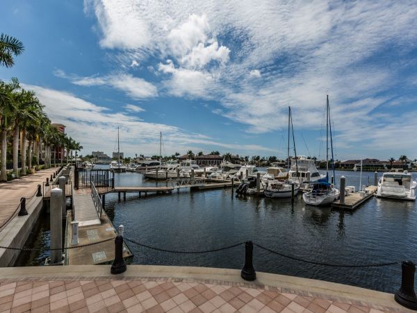 Marco Island Condo 1010677