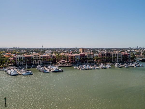 Marco Island Condo 1010677