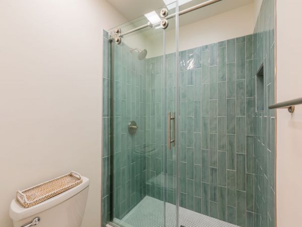 Three Bedroom Vacation Home with Pool & Dock in Marco Island