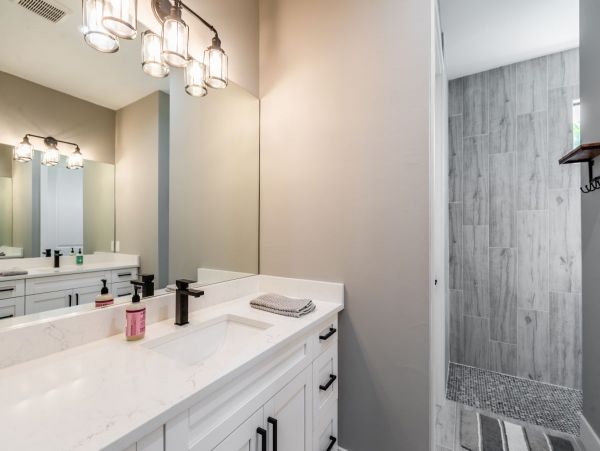 Three Bedroom Pool Vacation Home in Marco Island