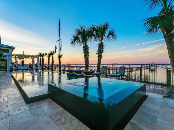 Pensacola Beach Four Bedroom Estate - Pool Spa & Water Views