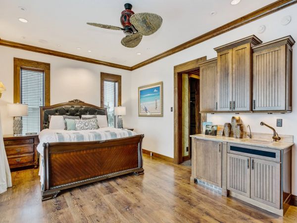 Pensacola Beach Four Bedroom Estate - Pool Spa & Water Views