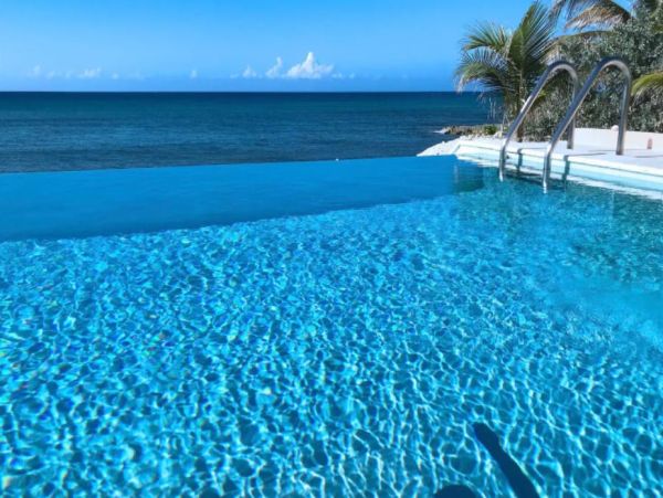 Cayman Island Charming Vacation Villa - Amazing Views
