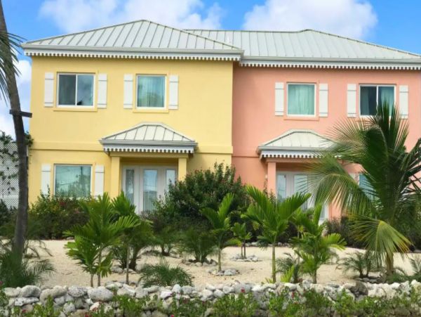 Cayman Island Charming Vacation Villa - Amazing Views