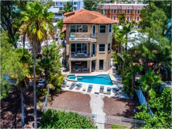 Treasure Island Home 1010696