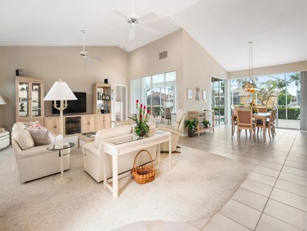 This Three Bedroom Lovely Marco Home Awaits your Arrival