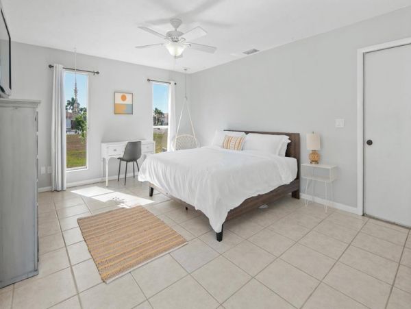 Marco Island Vacation Pool Home Four Bedroom