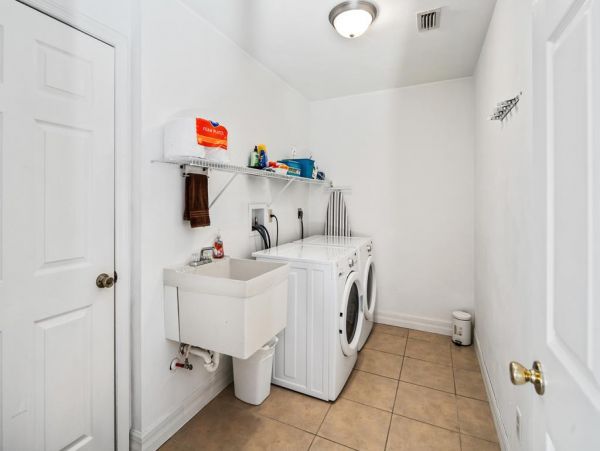 Marco Island Vacation Rental Centrally located