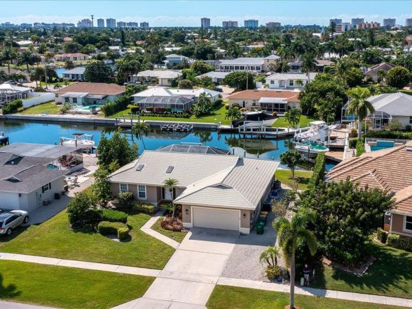 New Three Bedroom Marco Island Home Away from Home